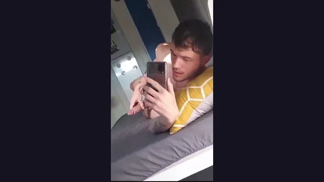 Porno Gay, Mira como me masturbo, mi verga es grande